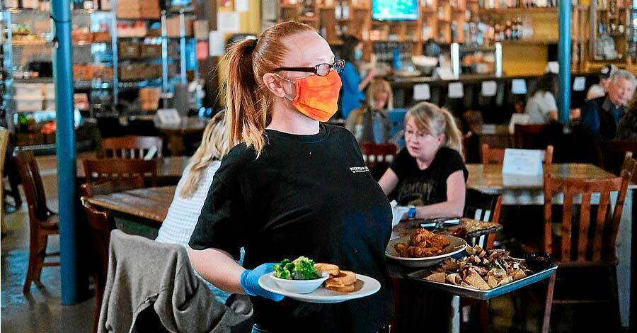 La Intendencia flexibiliza protocolos para eventos y recintos gastronómicos en Montevideo