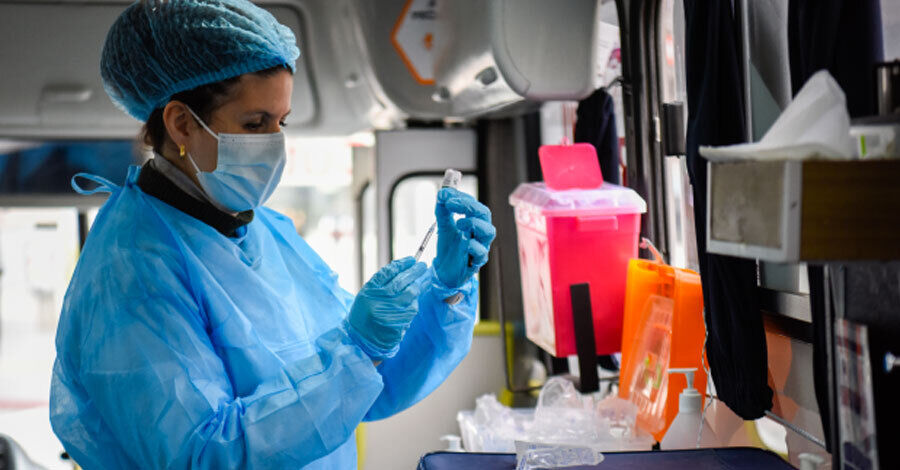 Jornada de vacunación en el Explanada de la Intendencia