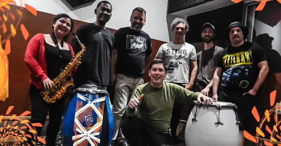 Banda Tilú en el Centro Cultural Artesano