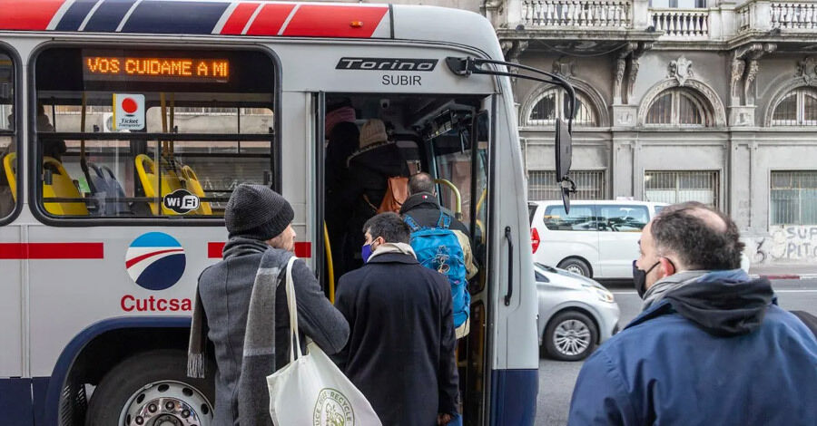 Cambio de horario de transporte por feriado del 18 de Julio