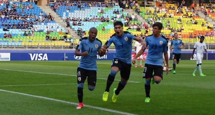 Uruguay vs Arabia festejo de gol