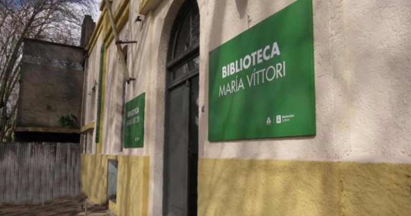 dia del libro en la bibloteca Maria Vittori