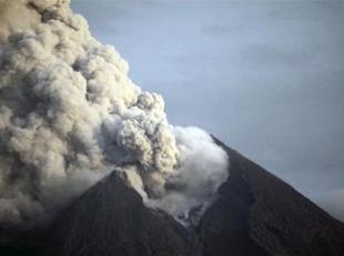 191-muertos-erupcion-volcan-merapi-indonesia